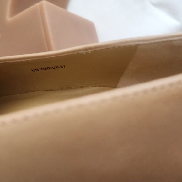 New! VINCE Rowe Leather Lug Loafer Women's Size 7 - Picture 6 of 8